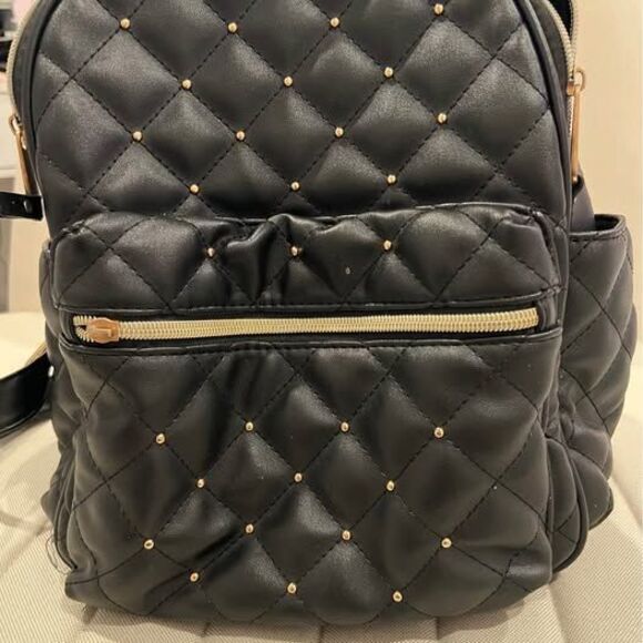 Unbranded Handbags - Black backpack with gold studs